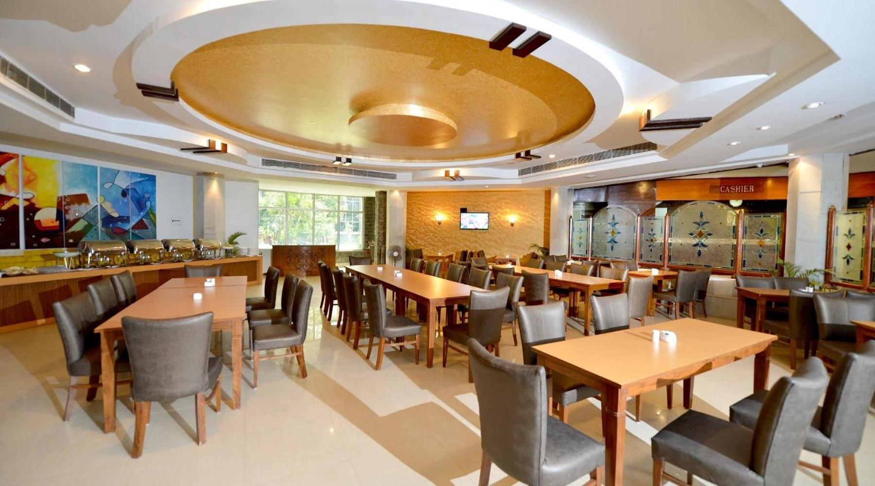 Hotel Raj Hans, Faridabad Eksteriør bilde
